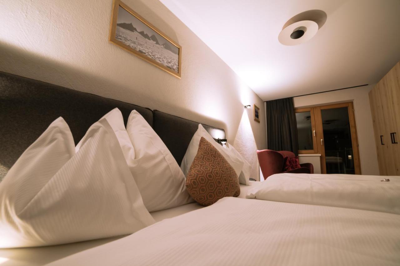 Hotel Bradabella - Montafon 가글린 외부 사진