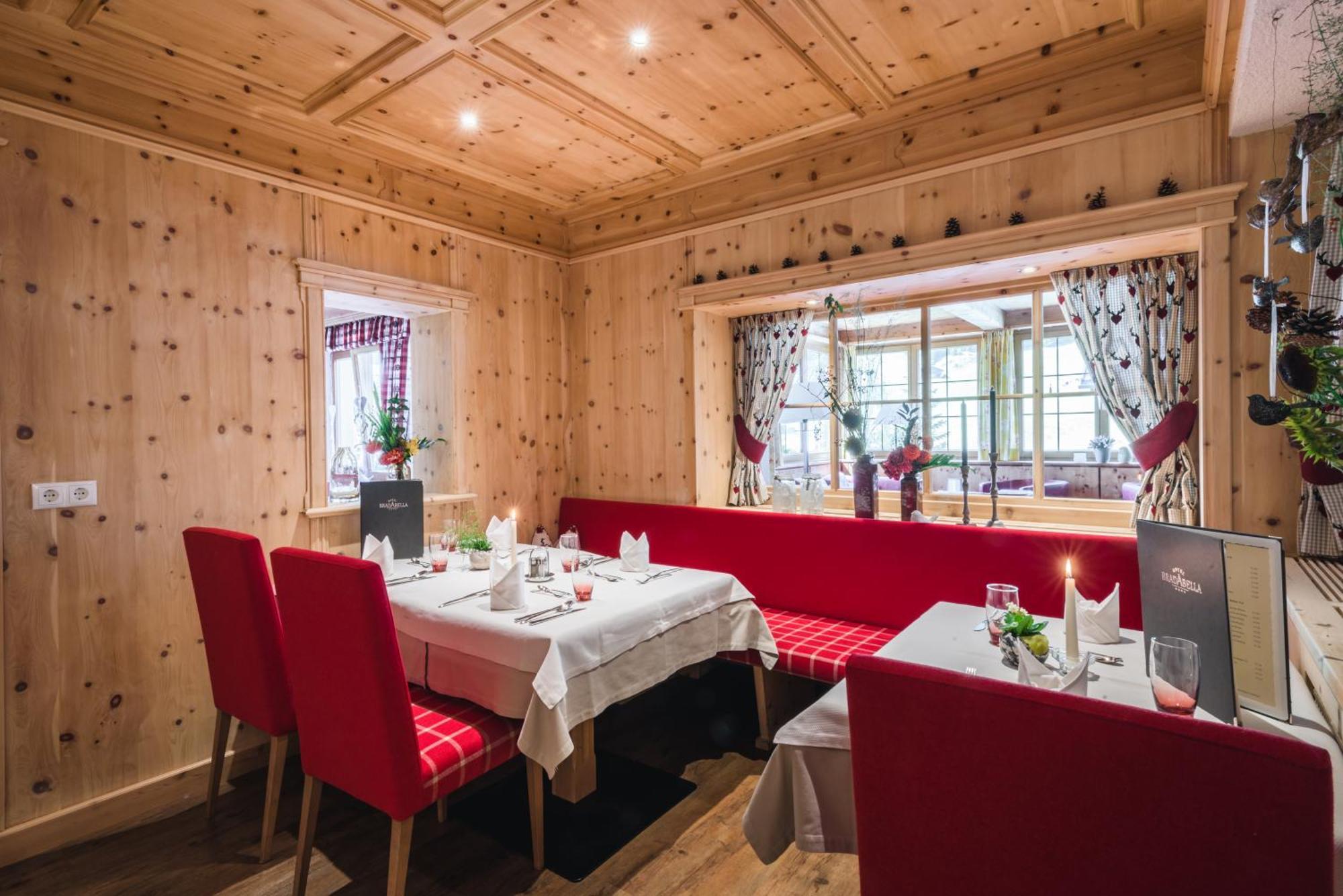 Hotel Bradabella - Montafon 가글린 외부 사진