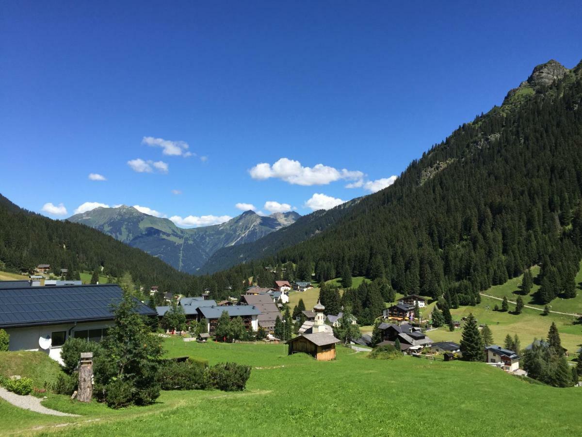 Hotel Bradabella - Montafon 가글린 외부 사진